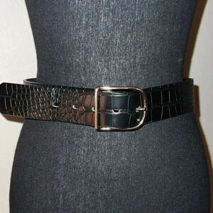Banana Republic Women’s Black Vegan Leather Crocodile Embossed Belt